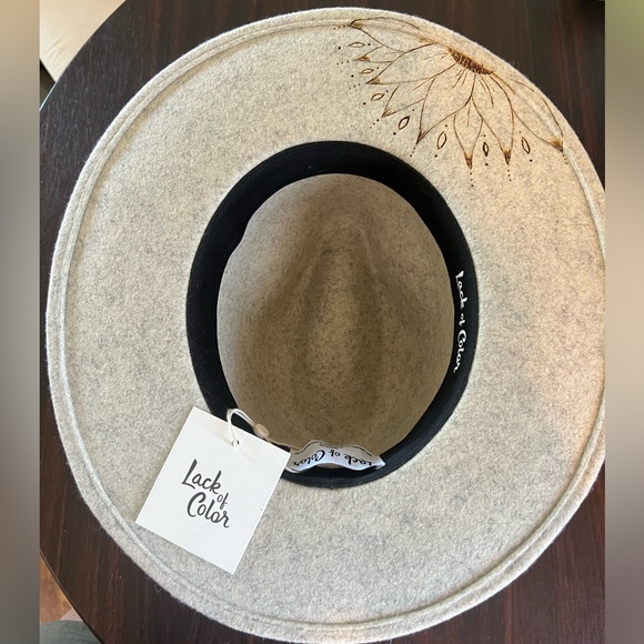 Custom Burned Lack of Color Mandala Sunflower Fedora - Picture 11 of 12